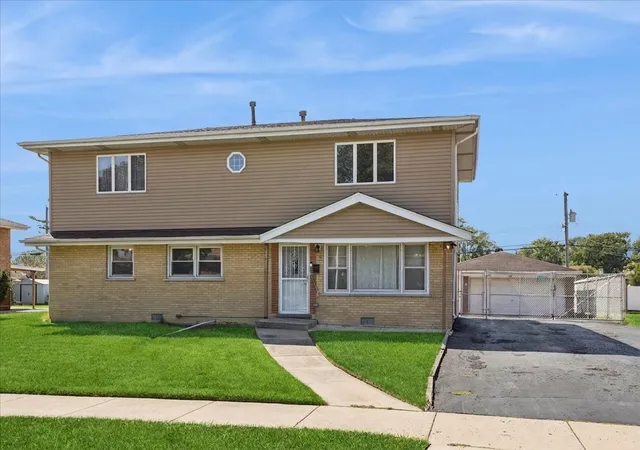 Photo 1 of Single family home for sale at 6525 W 83 Place, Burbank, IL 60459 | MLS# 12725722 | Listing updated on 2026-10-05