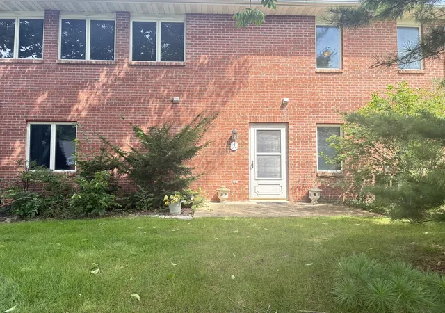 Photo 27 of Condo for sale at 503 Donegal Dr, Quincy, IL 62305 | MLS# 12725760 | Listing updated on 2026-10-06