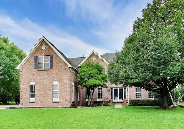 Photo 1 of Sale Pending at 5667 Notting Hl Rd, Gurnee, IL 60031 | MLS# 12725789 | Listing updated on 2026-09-16