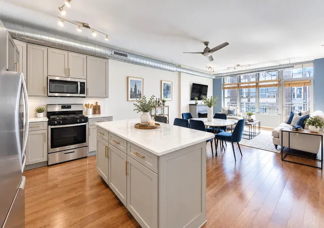 Photo 4 of Condo for sale at 1200 W Monroe St #502, Chicago, IL 60607 | MLS# 12725802 | Listing updated on 2026-09-14