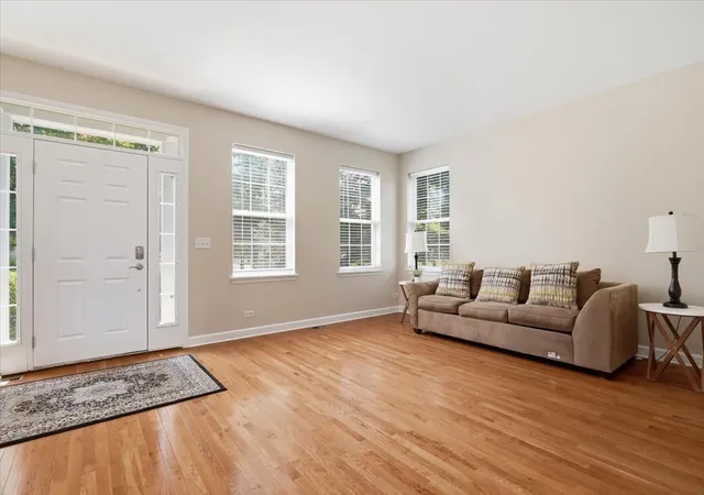 2nd image of 2835 Liberty Lakes Blvd, Wauconda, IL 60084 | MLS# 12725876