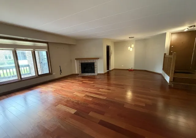 Listing Photo 5 - Condo for sale in building located at 17242 Ridgeland Ave, Tinley Park, IL 60477 - Unit #1N