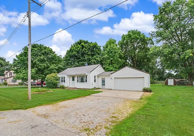 Photo 3 of Single family home for sale at 221 E Main St, Tolono, IL 61880 | MLS# 12725937 | Listing updated on 2026-09-16