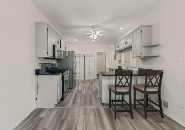 Photo 4 of Townhouse for sale at 19230 Tramore Ln, Mokena, IL 60448 | MLS# 12725947 | Listing updated on 2026-09-19