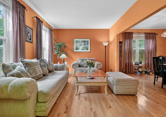 Photo 3 of Sale Pending at 531 Springwood Ave, East Dundee, IL 60118 | MLS# 12725952 | Listing updated on 2026-09-04