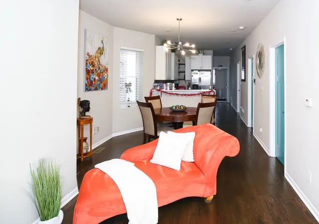 Listing Photo 5 - Condo for sale in building located at 1318 S 61st Ave, Cicero, IL 60804