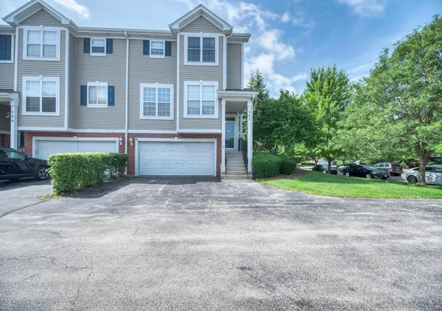 Photo 1 of Townhouse for sale at 567 Declaration Ln, Aurora, IL 60502 | MLS# 12725973 | Listing updated on 2026-08-14