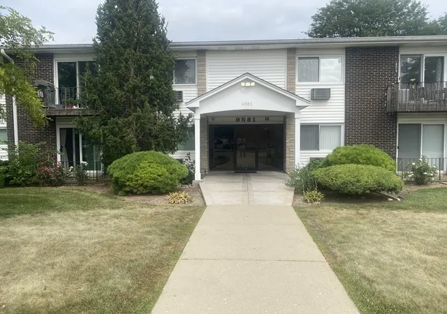 1st image of 9581 Dee Rd #2L, Des Plaines, IL 60016 | MLS# 12726010