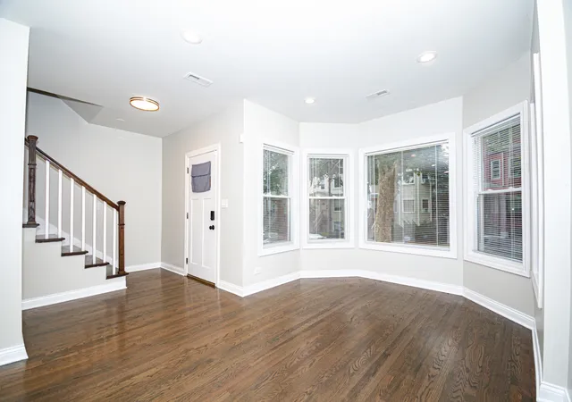 4th image of 2824 N Springfield Ave, Chicago, IL 60618 | MLS# 12726119
