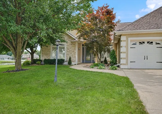 4th image of 3009 Beringer Cir, Urbana, IL 61802 | MLS# 12726145