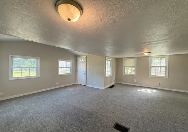 Photo 4 of Single family home for sale at 1718 19th Avenue, Rock Island, IL 61201 | MLS# 12726152 | Listing updated on 2026-10-06