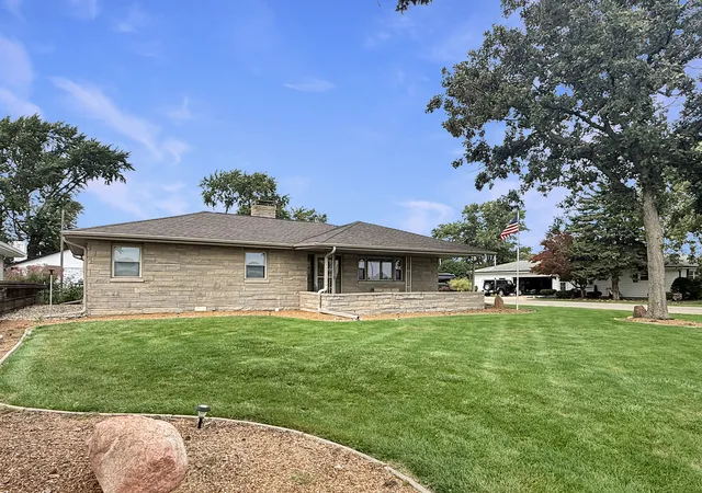 Photo 3 of Single family home for sale at 800 W Central Ave, Thomasboro, IL 61878 | MLS# 12726158 | Listing updated on 2026-10-23