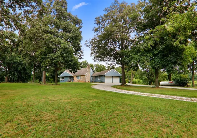 2nd image of 8485 N 2300 East Rd, Downs, IL 61736 | MLS# 12726180