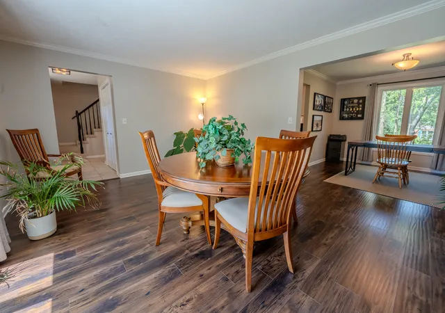 Photo 2 of Single family home for sale at 2206 Farmdale Ln, Freeport, IL 61032 | MLS# 12726212 | Listing updated on 2026-08-12