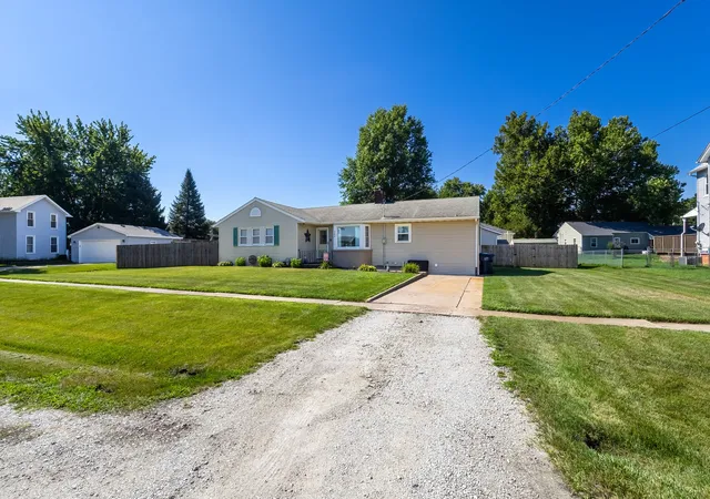 Photo 2 of Sale Pending at 307 E Main St, Atkinson, IL 61235 | MLS# 12726231 | Listing updated on 2026-08-13