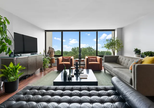 2nd image of 5445 N Sheridan Rd #804, Chicago, IL 60640 | MLS# 12726245