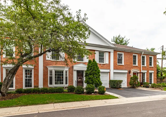 1st image of 714 York Ct, Northbrook, IL 60062 | MLS# 12726287