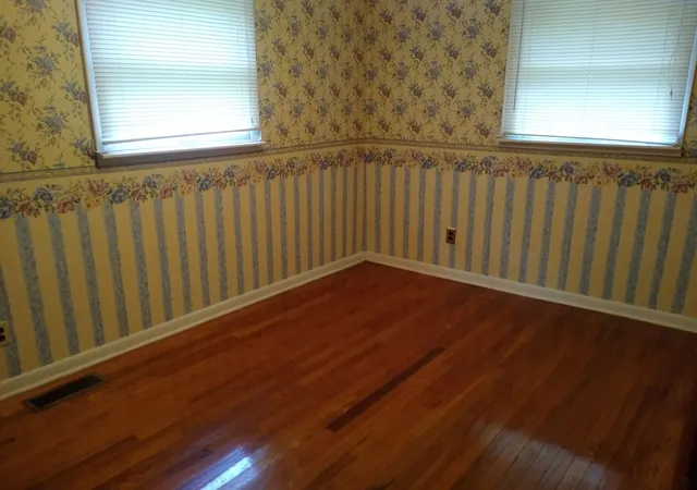Photo 3 of Single family home for sale at 54 North St, New Burnside, IL 62967 | MLS# 12726290 | Listing updated on 2026-09-24