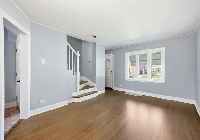 4th image of 6337 S Lorel Ave #1, Chicago, IL 60638 | MLS# 12726305