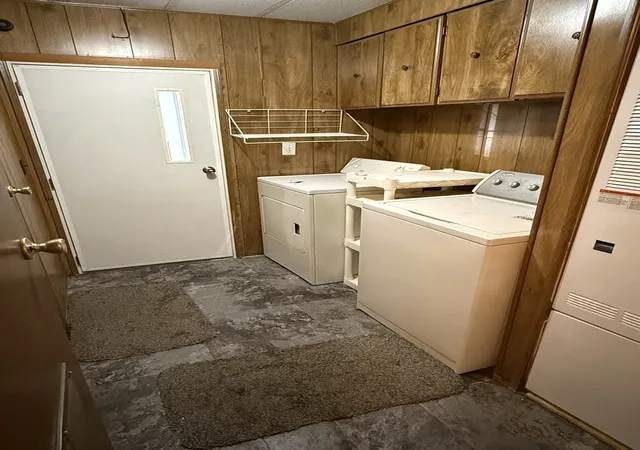 Photo 13 of Manufactured home for sale at 98 Maple Ln, Sandwich, IL 60548 | MLS# 12726357 | Listing updated on 2026-08-14
