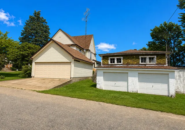 Photo 26 of Single family home for sale at 389 Chicago Rd, Paw Paw, IL 61353 | MLS# 12726363 | Listing updated on 2026-10-05