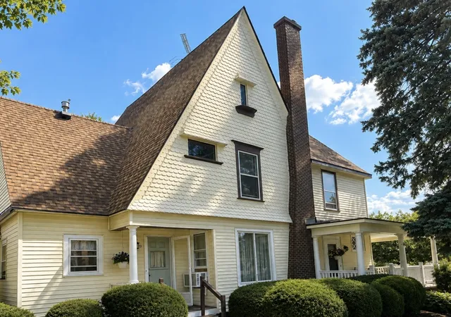 Photo 3 of Single family home for sale at 389 Chicago Rd, Paw Paw, IL 61353 | MLS# 12726363 | Listing updated on 2026-10-05