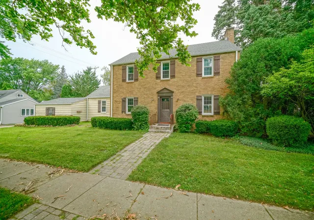 Photo 1 of Single family home for sale at 1205 W 6th Avenue, Rochelle, IL 61068 | MLS# 12726381 | Listing updated on 2026-09-08