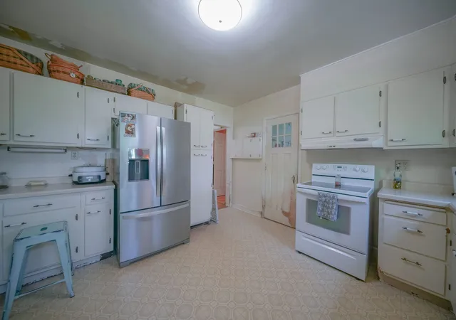 Photo 4 of Single family home for sale at 1205 W 6th Avenue, Rochelle, IL 61068 | MLS# 12726381 | Listing updated on 2026-09-08