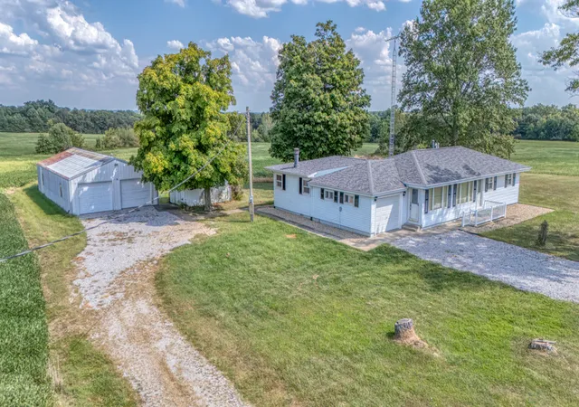 Photo 2 of Single family home for sale at 14630 N Woodlawn Ln, Woodlawn, IL 62898 | MLS# 12726401 | Listing updated on 2026-10-05