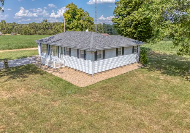 Photo 3 of Single family home for sale at 14630 N Woodlawn Ln, Woodlawn, IL 62898 | MLS# 12726401 | Listing updated on 2026-10-27