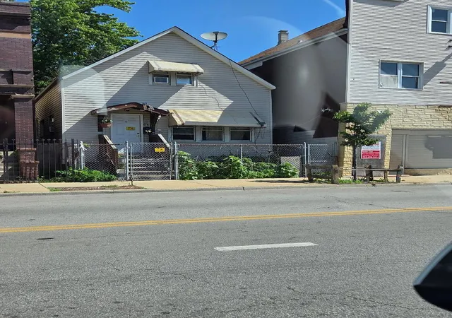 Photo 2 of Single family home for sale at 1208 W 51st Street, Chicago, IL 60609 | MLS# 12726419 | Listing updated on 2026-08-12