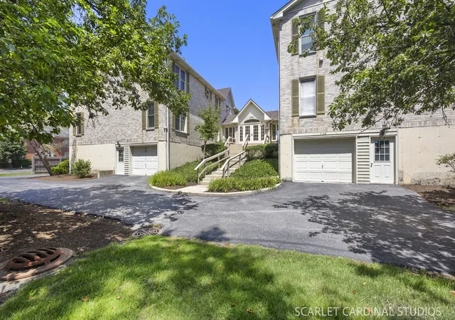 Photo 1 of Condo for sale at 528 Pershing Ave #E, Glen Ellyn, IL 60137 | MLS# 12726427 | Listing updated on 2026-09-19