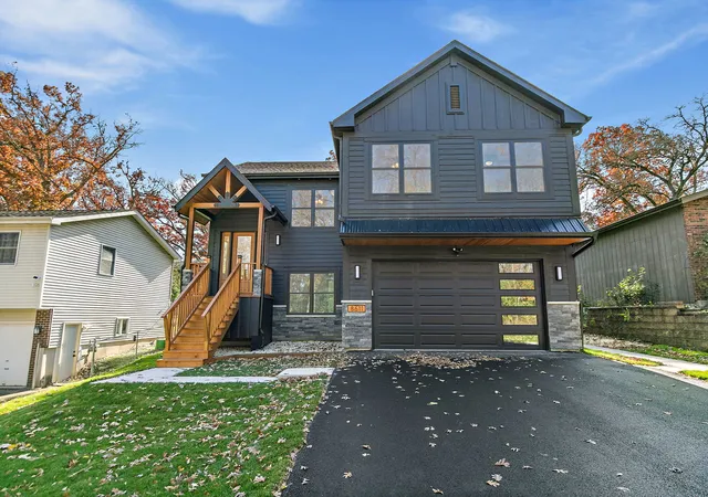 Photo 1 of Single family home for sale at 8611 Dorr Rd, Wonder Lake, IL 60097 | MLS# 12726483 | Listing updated on 2026-08-12