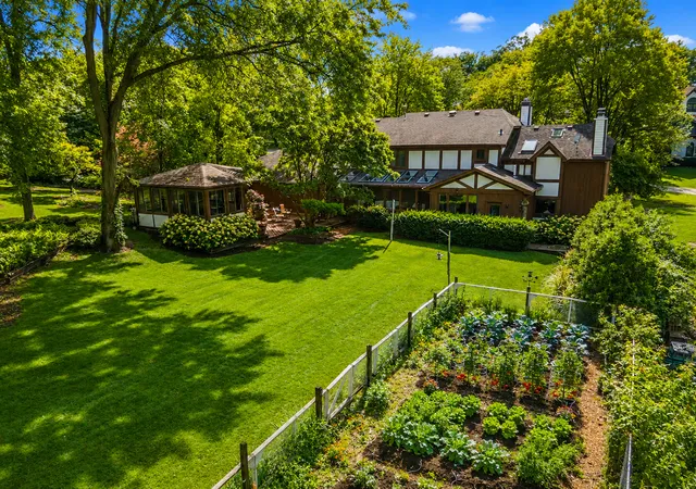 2nd image of 1211 S Grove Ave, Barrington, IL 60010 | MLS# 12726494
