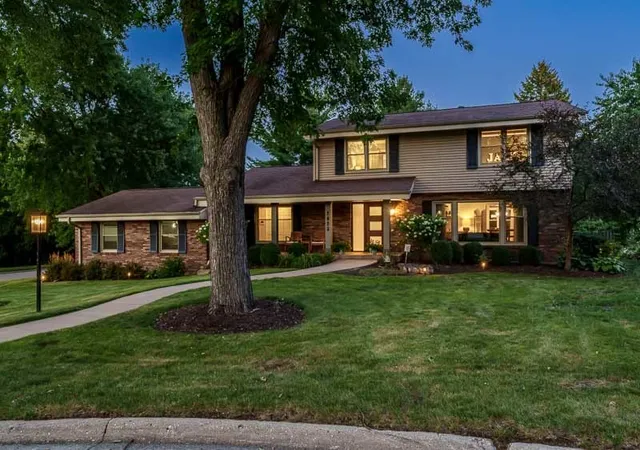 Photo 1 of Sale Pending at 2823 Woodhill Dr, Rockford, IL 61114 | MLS# 12726511 | Listing updated on 2026-08-12