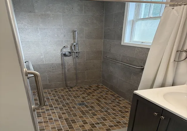 Photo 4 of Single family home for sale at 423 W Minnesota St, Spring Valley, IL 61362 | MLS# 12726516 | Listing updated on 2026-09-14