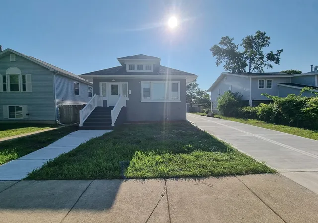 2nd image of 309 S 8th Ave, Maywood, IL 60153 | MLS# 12726533