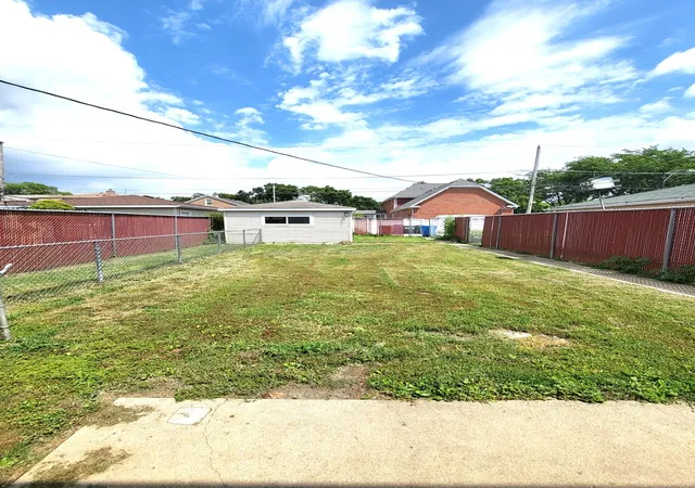 Photo 27 of Sale Pending at 5655 S Normandy Ave, Chicago, IL 60638 | MLS# 12726551 | Listing updated on 2026-08-14