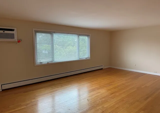 6th image of 1211 Brown St #3C, Des Plaines, IL 60016 | MLS# 12726566