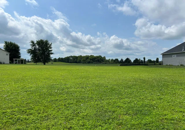 Photo 1 of Land for sale at 3061 E Stone Crk Blvd, Urbana, IL 61802 | MLS# 12726590 | Listing updated on 2026-08-12