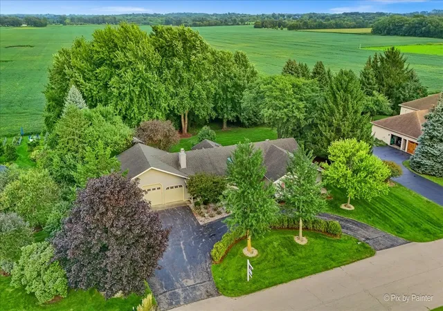 Photo 2 of Single family home for sale at 1161 Timothy Ln, Woodstock, IL 60098 | MLS# 12726594 | Listing updated on 2026-10-04