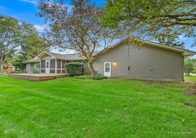Photo 3 of Single family home for sale at 1161 Timothy Ln, Woodstock, IL 60098 | MLS# 12726594 | Listing updated on 2026-10-04