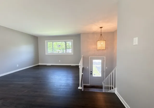 Photo 2 of Single family home for sale at 720 Blackhawk Dr, University Park, IL 60484 | MLS# 12726636 | Listing updated on 2026-09-14