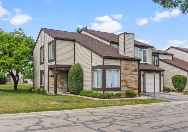 Photo 1 of Townhouse for sale at 761 Colorado Ct, Carol Stream, IL 60188 | MLS# 12726657 | Listing updated on 2026-08-12