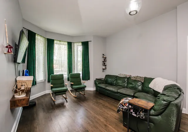 Photo 3 of Condo for sale at 735 E 50th Street #2, Chicago, IL 60615 | MLS# 12726659 | Listing updated on 2026-08-13