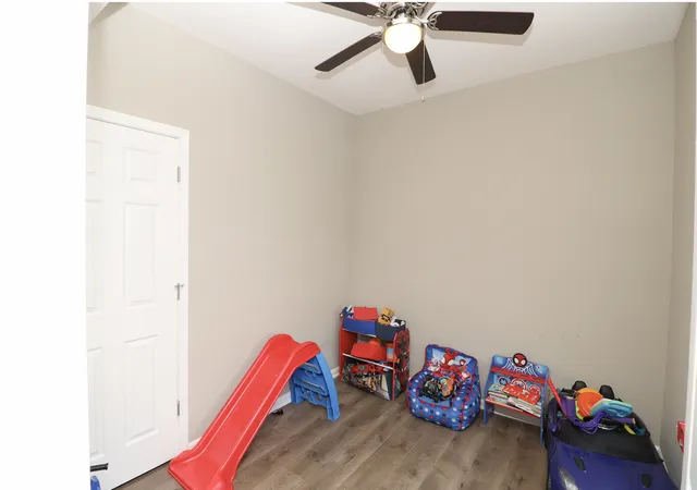 Listing Photo 5 - Condo for sale in building located at 6936 S Grn St, Chicago, IL 60621