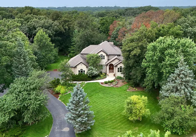 Single family home for sale at 19412 S Woodedge Ln, Mokena, IL 60448 | MLS# 12726733