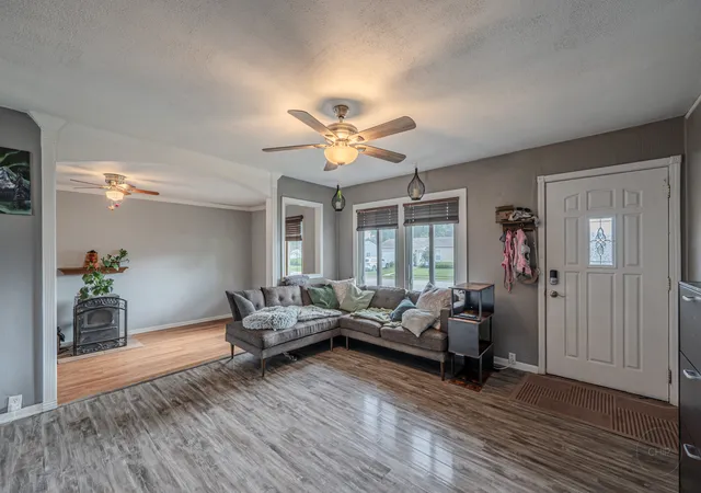 Photo 3 of Single family home for sale at 404 Kenyon Ave, Romeoville, IL 60446 | MLS# 12726751 | Listing updated on 2026-10-06