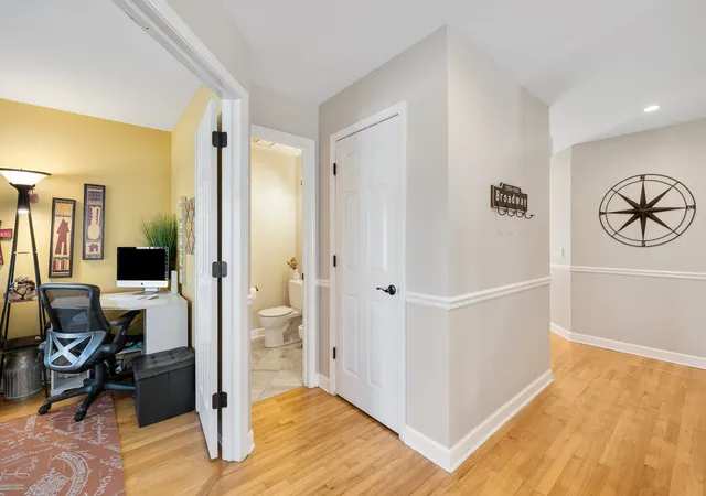 Photo 4 of Single family home for sale at 2317 Broadway Ln, Schaumburg, IL 60194 | MLS# 12726768 | Listing updated on 2026-09-01