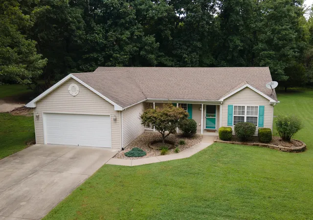 Photo 33 of Single family home for sale at 1904 Spring Garden Rd, Marion, IL 62959 | MLS# 12726776 | Listing updated on 2026-08-15